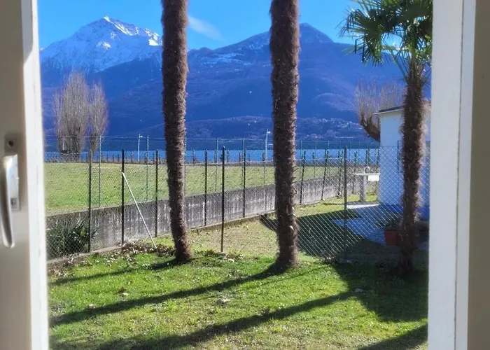 Casa Fee Hébergement de vacances Gravedona